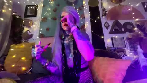 Snapshot of dominatrixmars chatting on 01.08.25 Dominatrix Esther Mars online show from 01.08.25