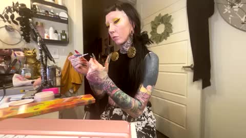 Snapshot of dominatrixmars chatting on 02.12.25 Dominatrix Esther Mars online show from 02.12.25
