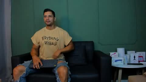 Dominc berry online show from 06.09.26