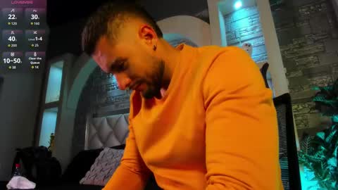 Snapshot of dominic_de_luca chatting on 09.29.25 dominic de luca online show from 09.29.25