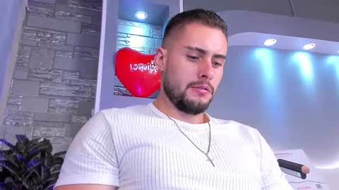 Snapshot of dominic_de_luca chatting on 02.18.26 dominic de luca online show from 02.18.26