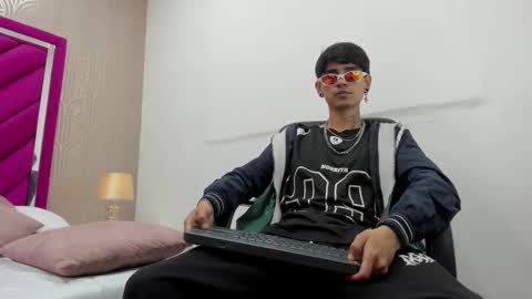 Snapshot of dominic_foox chatting on 02.17.26 Dominic foox online show from 02.17.26