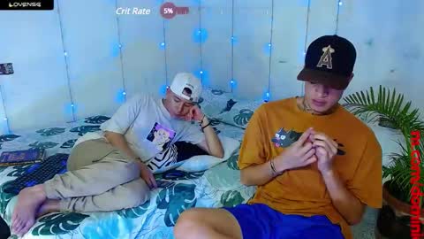 Snapshot of dominic_hanks chatting on 02.24.25 DOMINIC AND ANDREW online show from 02.24.25