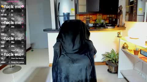 SANTI  independent model online show from 09.26.25