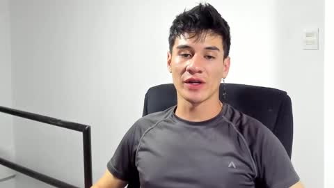 Snapshot of dominic_radccliffe chatting on 02.04.26 Your real love online show from 02.04.26