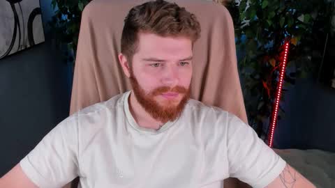 Snapshot of dominic_tore chatting on 11.22.25 Dominic online show from 11.22.25