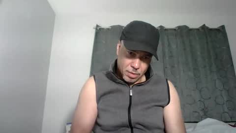 Snapshot of dominicanorico chatting on 10.26.25 luis online show from 10.26.25