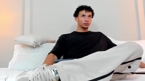 Dominick Star online show from 12.17.24