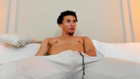 Dominick Star online show from 12.17.24