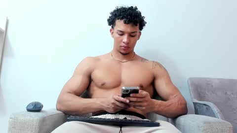 Dominick Star online show from 01.29.25