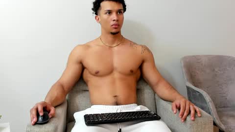 Dominick Star online show from 01.30.25