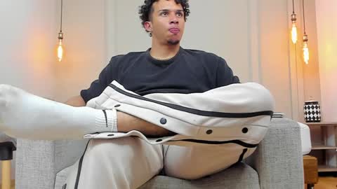 Dominick Star online show from 02.07.25