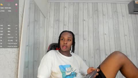 Snapshot of dominicsccott chatting on 02.26.25 Dominicscott online show from 02.26.25