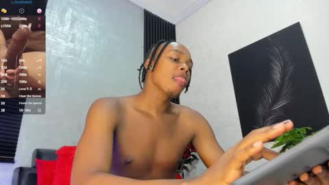 Snapshot of dominicsccott chatting on 09.14.25 Dominicscott online show from 09.14.25