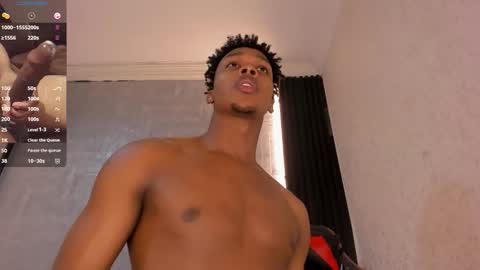 Snapshot of dominicsccott chatting on 11.30.25 Dominicscott online show from 11.30.25