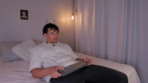 Dominik Drake online show from 04.21.26