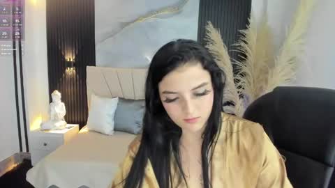 Snapshot of dominika_lovy chatting on 05.24.26 Dominika online show from 05.24.26