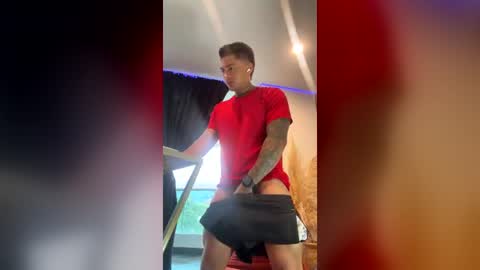 Snapshot of dominiofit chatting on 07.06.26 Only fans Ronnie col---InstaRonniecolleman online show from 07.06.26
