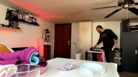 Snapshot of domnu_ozfutura chatting on 02.02.25 domnu_ozfutura online show from 02.02.25