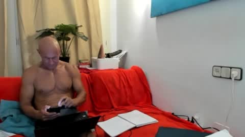 DomDOLCEVITA online show from 07.10.26