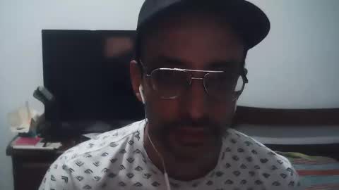 Snapshot of don__chi chatting on 01.26.25 don__chi online show from 01.26.25