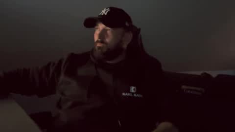 Snapshot of donchriiis chatting on 11.21.25 donchriiis online show from 11.21.25