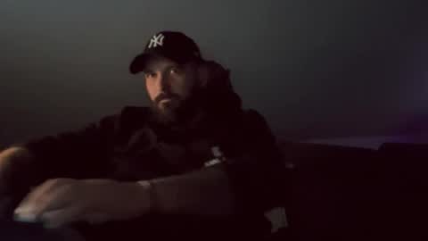 Snapshot of donchriiis chatting on 11.23.25 donchriiis online show from 11.23.25