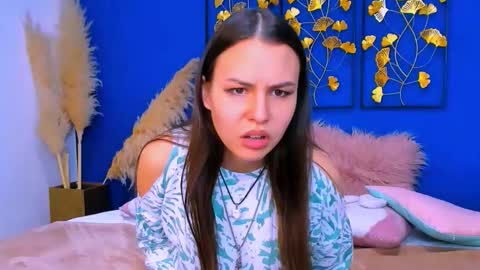 Donna Won online show from 10.08.25