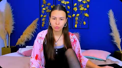 Donna Won online show from 10.11.25