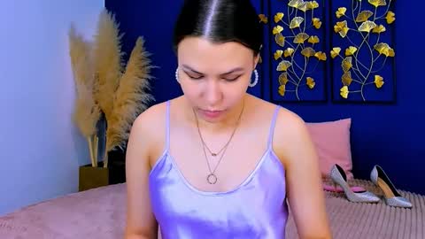 Donna Won online show from 10.15.25