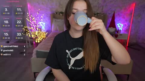 Snapshot of donnalust chatting on 01.03.25 DONNA online show from 01.03.25