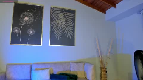  Donna Stonne  online show from 09.21.25