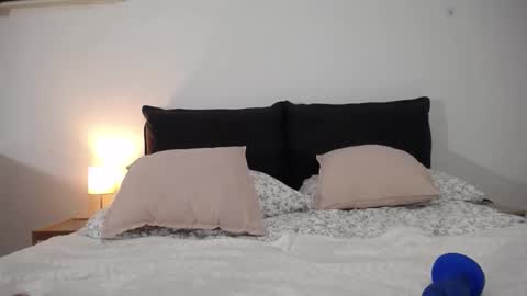 Snapshot of dontcallmeangel_ chatting on 10.07.25 Iara online show from 10.07.25