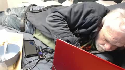 cummingdoouug online show from 11.28.25