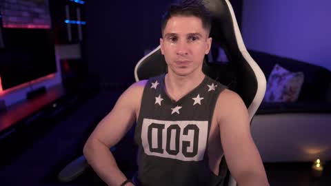 Dorian Reyes online show from 01.26.25