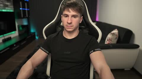 Dorian Reyes online show from 02.06.25