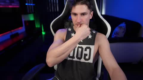 Dorian Reyes online show from 02.08.25