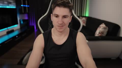 Dorian Reyes online show from 02.19.25