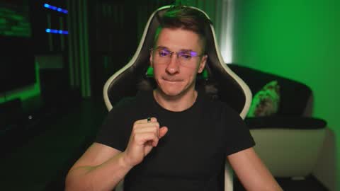 Dorian Reyes online show from 11.15.25