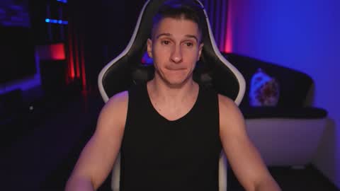 Dorian Reyes online show from 11.17.25