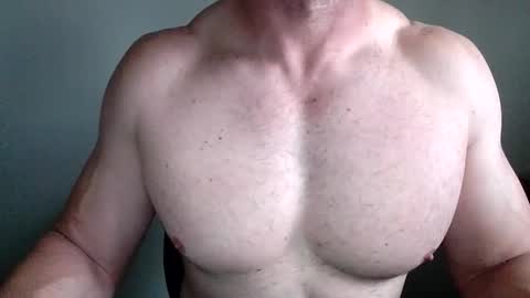 Snapshot of dorkm chatting on 12.17.25 dorkm online show from 12.17.25