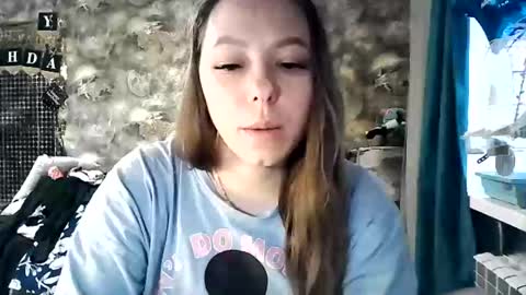 Dorrie Ann online show from 12.04.25