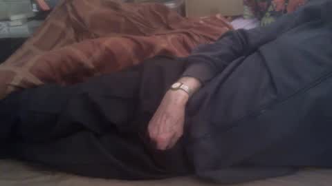 Hello  welcome to Slutsville  I am the Naked Chef  really  but you may call me Peter online show from 01.07.25