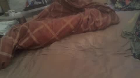 Hello  welcome to Slutsville  I am the Naked Chef  really  but you may call me Peter online show from 01.24.25