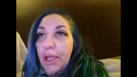 Snapshot of dosedgirl chatting on 12.17.24 dosedgirl online show from 12.17.24