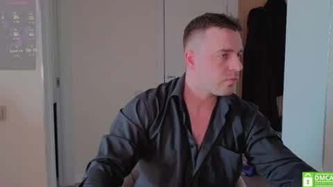 Snapshot of dosilasa chatting on 04.12.26 Sasha online show from 04.12.26