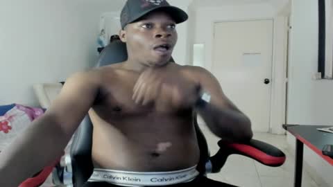 Snapshot of dostrian chatting on 01.27.25 dostrian online show from 01.27.25