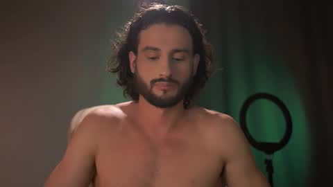 Keen online show from 10.05.25