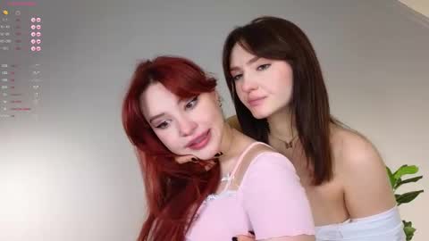 Snapshot of double_magic_ chatting on 12.18.24 double_magic_ online show from 12.18.24