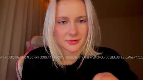 Lana  Eva  dont forget to give us a thumb up online show from 01.10.25